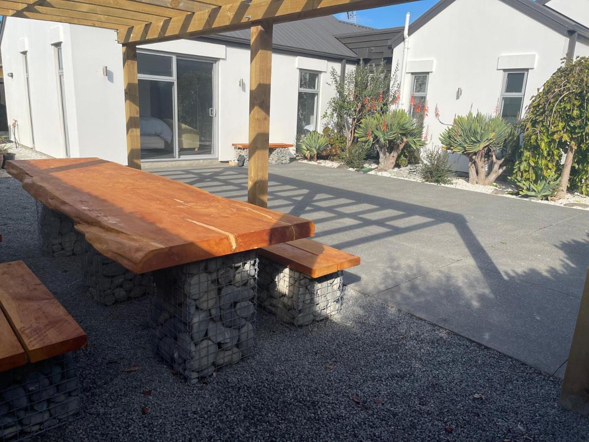 Stunning park side holiday home Christchurch Eksteriør bilde